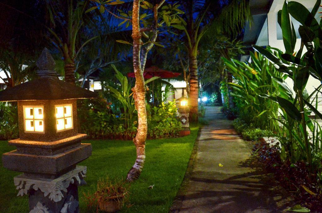 Palm Garden Bali Hotel Nusa Dua  Exterior foto