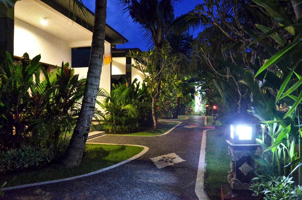 Palm Garden Bali Hotel Nusa Dua  Exterior foto